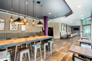 Daily buffet breakfast (EUR 17.9 per person)
