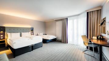 Standard Triple Room | Soundproofing, free WiFi