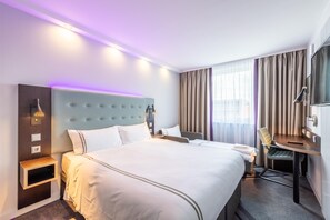 Habitació triple familiar | Habitacions insonoritzades i wifi gratuïta 