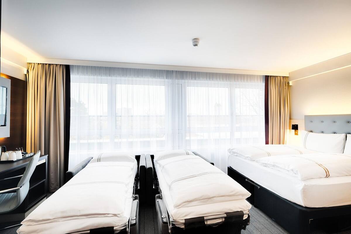 Family Quadruple Room | Free WiFi