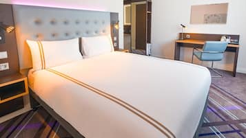 Standard Double Room | Soundproofing, iron/ironing board, free WiFi