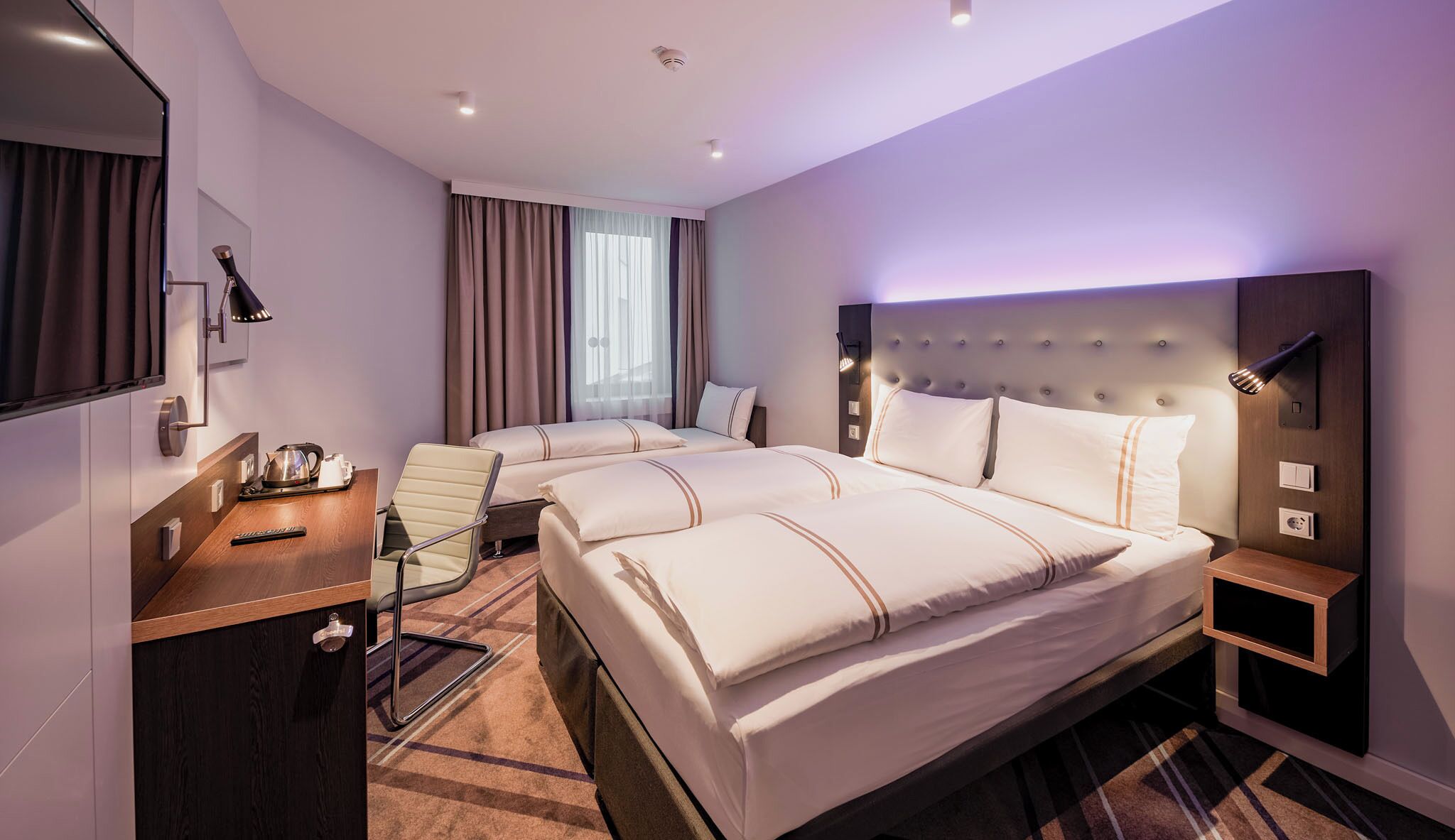 Standard Triple Room | Soundproofing, iron/ironing board, free WiFi, bed sheets