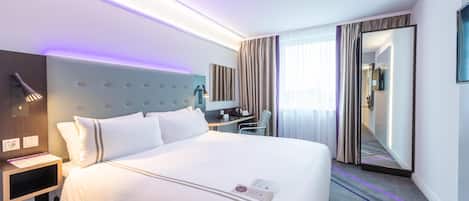 Chambre Standard double | SystĂšme dâinsonorisation, accĂšs au Wi-Fi (inclus)