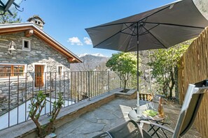 Honeymoon Chalet, Multiple Bedrooms, Mountainside (Mille Colline la Torre) | Terrace/patio - Mille Colline la Casa 1 duplex (Bellinzona)