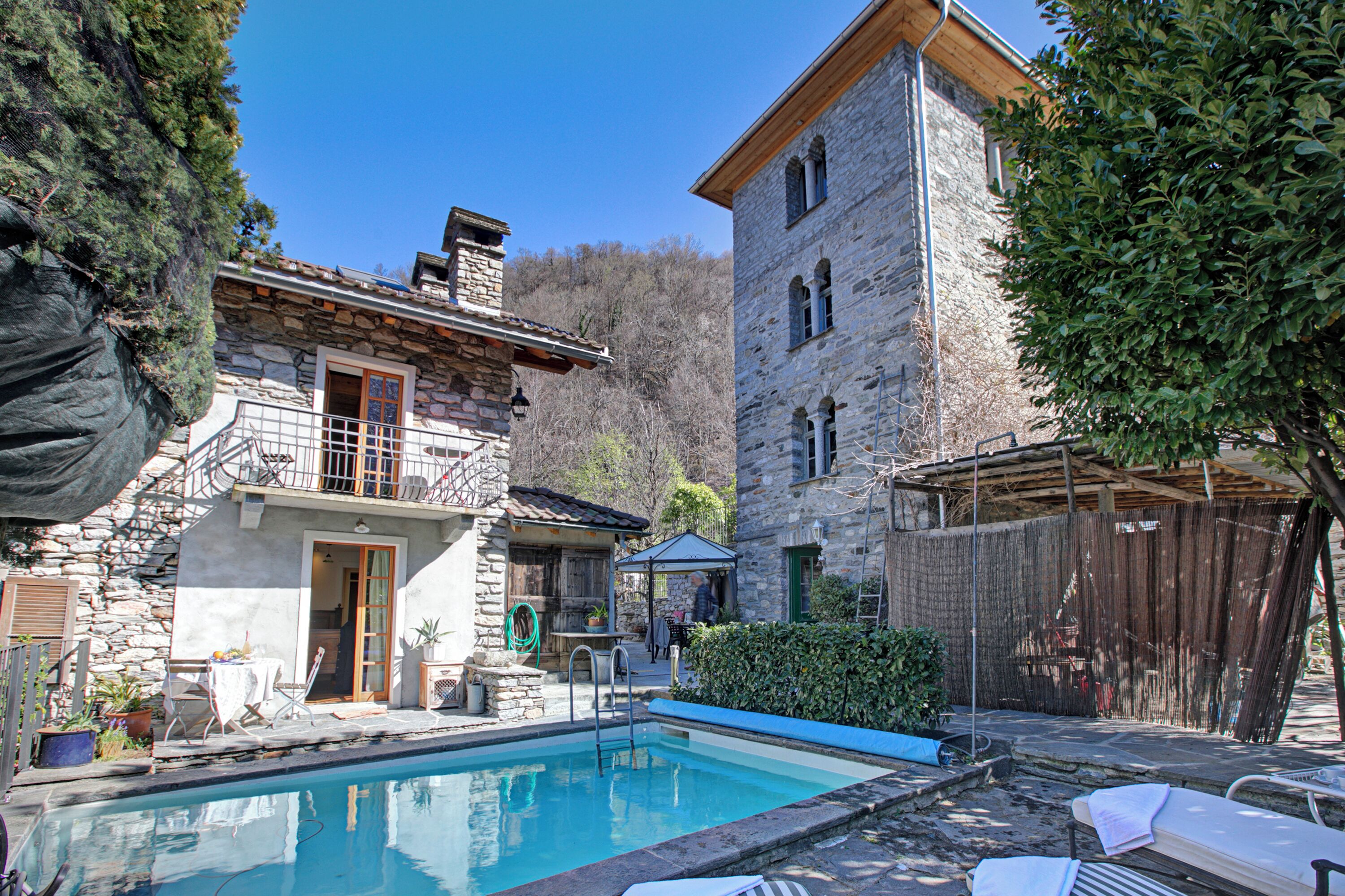 季節性室外泳池