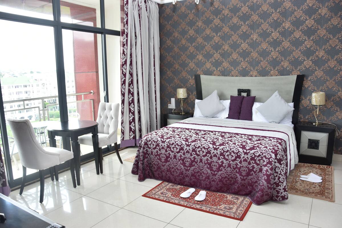 Basic Single Room, City View | Blackout drapes, WiFi (free)