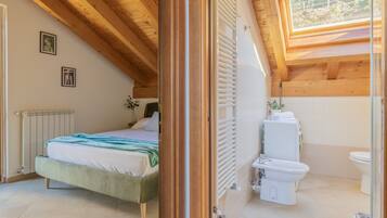 1 camera, ferro/asse da stiro, Wi-Fi gratuito, lenzuola