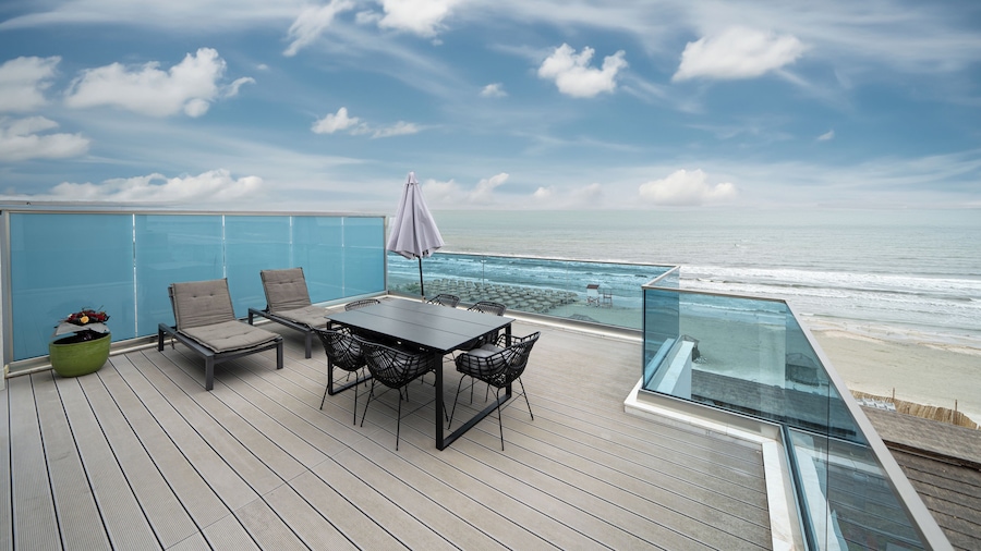 Wave 2 Promenada Apartments