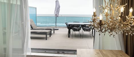 Deluxe-Penthouse, Meerblick | Terrasse/Patio