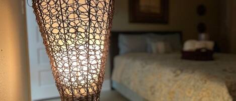 5 chambres, fer et planche à repasser, Wi-Fi, draps fournis