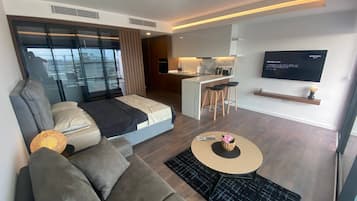 Apartment, Multiple Bedrooms, Smoking, Private Pool | Ruang tamu