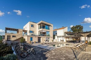 Vila, 6 quartos, acessível, para fumantes | Fachada