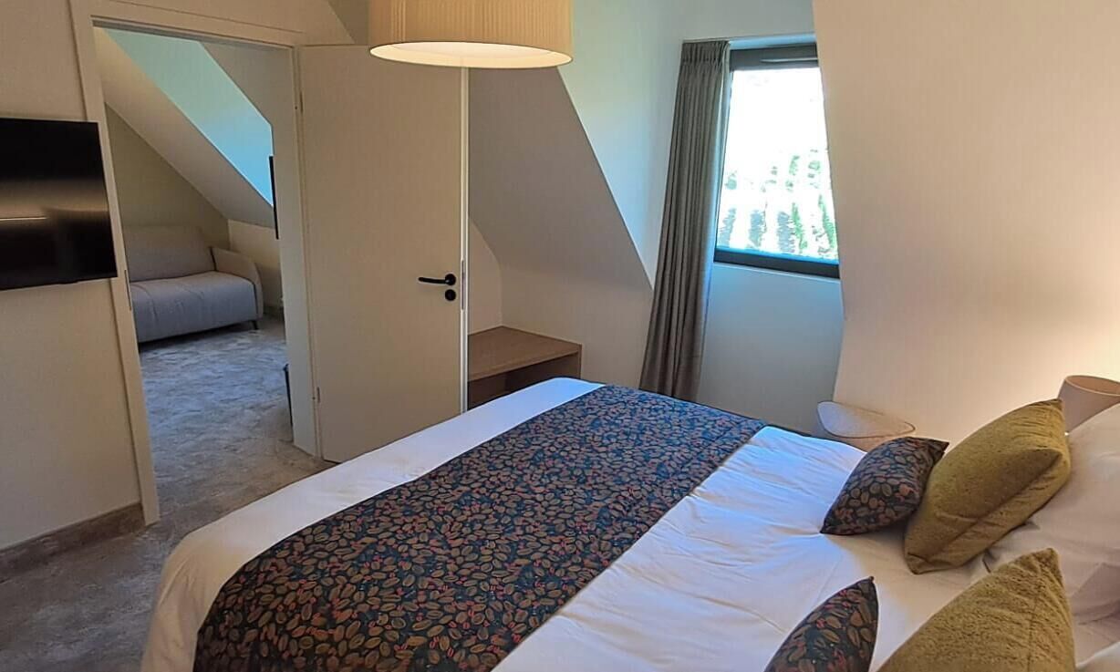 Quadruple Room | Premium bedding, in-room safe, blackout drapes, soundproofing
