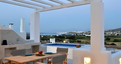 Happy 2-bedroom sea View House Pool Jacuzzi