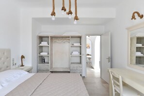 House | 1 bedroom - Happy sea View House for 2 With Jacuzzi Pool (Paros)