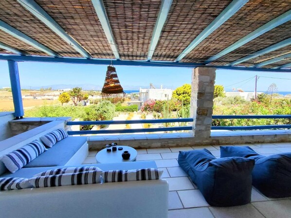 3 عدّة غرف نوم ومكتب