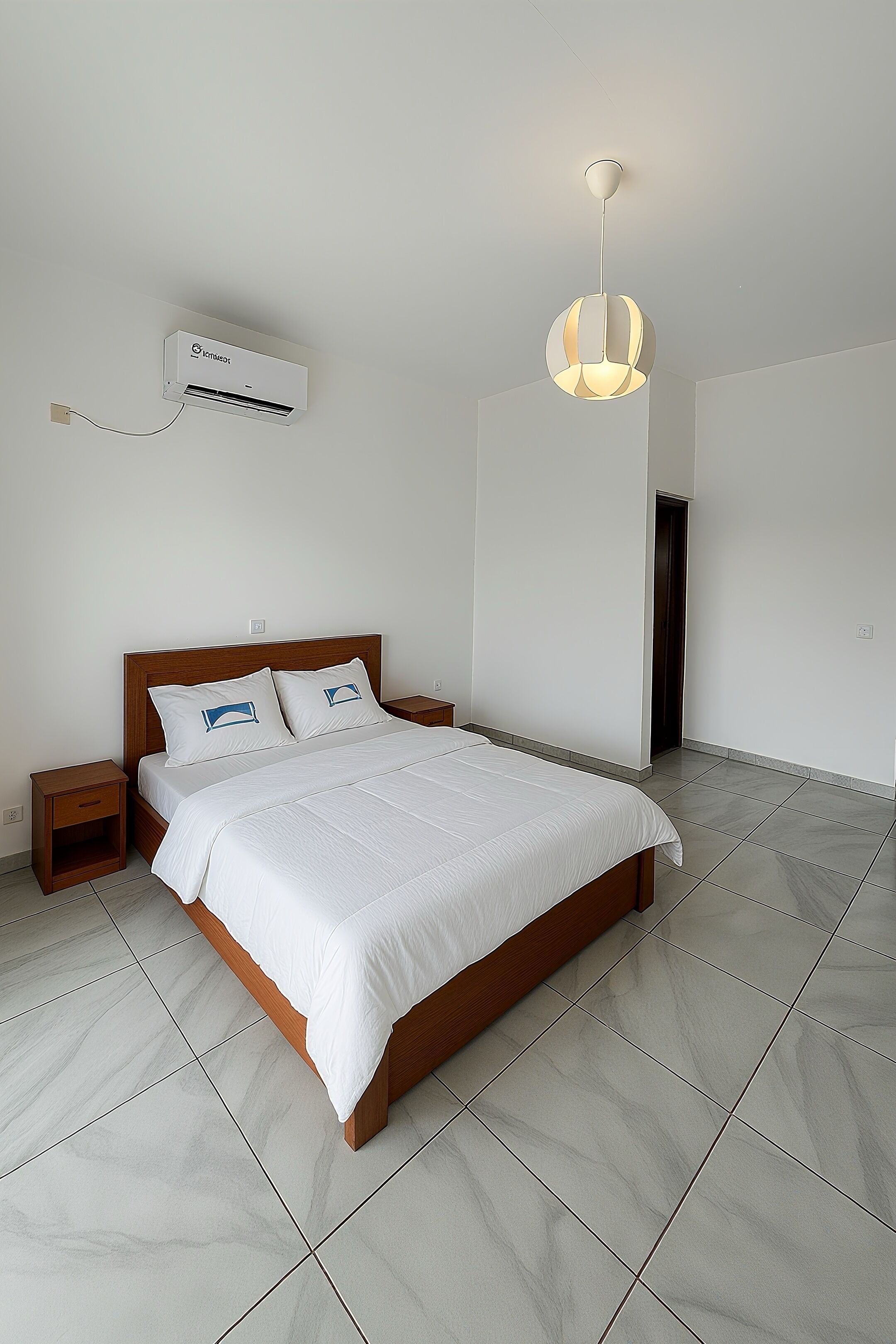 1 soverom, wi-fi (inkludert) og sengetøy