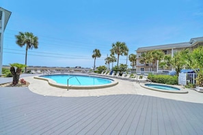 Opvarmet pool