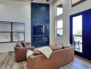 Smart TV, fireplace, video games