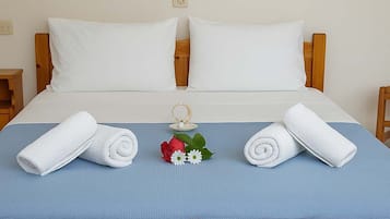 3 slaapkamers, een strijkplank/strijkijzer, reisbedje, wifi