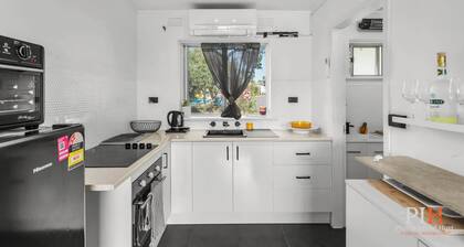 Ocean View 2 Bdr App in Cowes