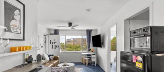 Ocean View 2 Bdr App in Cowes