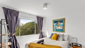 صورة غير مصنفة، 3 من 19، زرّ