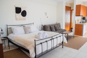 Apartment | 1 bedroom, desk, soundproofing - Rokani Studio II at Kalavrita Center (Kalavrita)