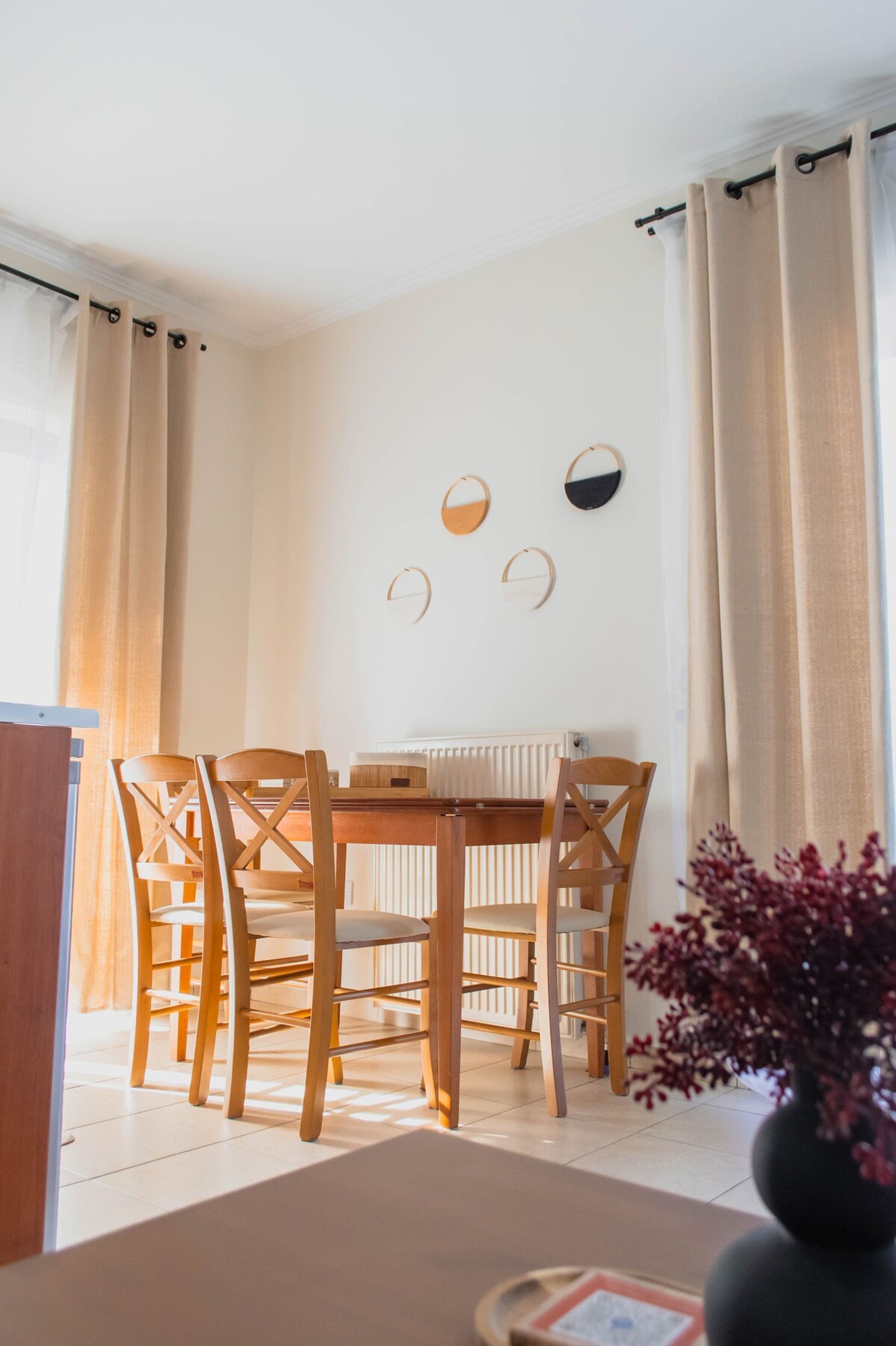 House | 1 bedroom, desk, soundproofing
