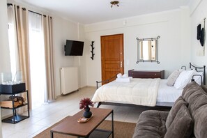 Apartment | 1 bedroom, soundproofing - Rokani Studio II at Kalavrita Center (Kalavrita)