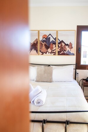 Apartment | 1 bilik tidur, meja, kalis bunyi 