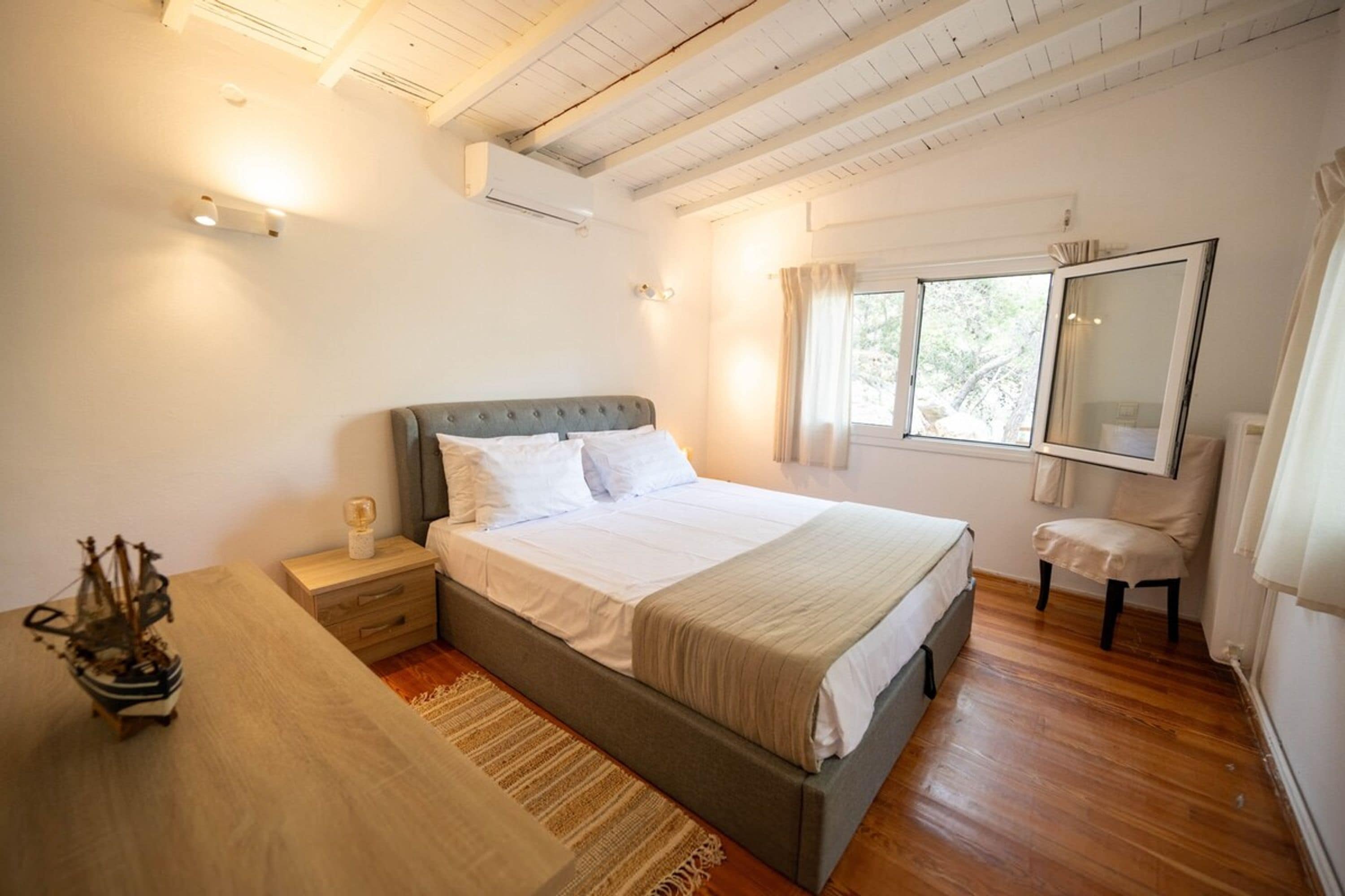 บ้านพัก | 4 ห้องนอน