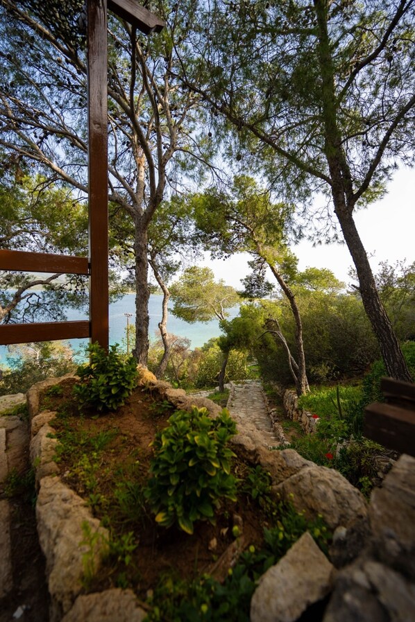 House | 4 bedrooms - Aeraki Cottage at Heraion Lagoon (Loutraki-Agioi Theodoroi)