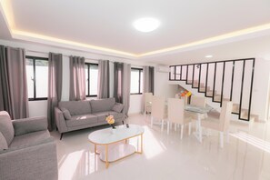 Comfort Villa, Non Smoking | Executive lounge - Private Pool Villa Golf & Beach (Punta Cana)