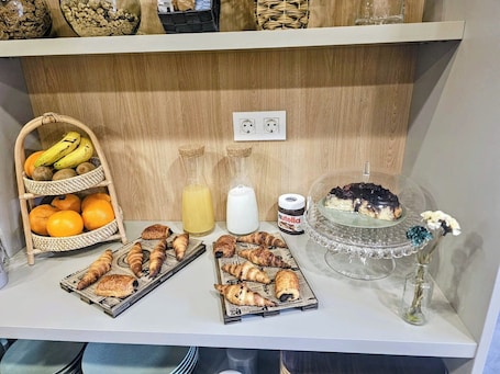 Daily buffet breakfast for a fee. HOTEL BERMEO
