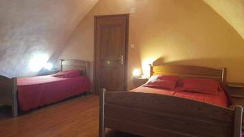 2 camere, ferro/asse da stiro, Wi-Fi