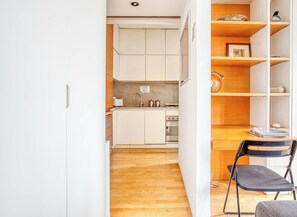 Interior - Charming studio balcony near CityLife (Milan)