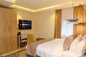 Comfort Double Room | Soundproofing, free WiFi - THE ATRIUM LAGOS (Lagos)