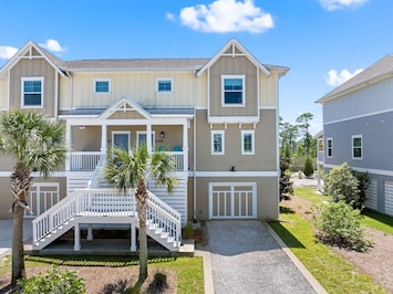Welcome to Salt Air at Lost Key Villas