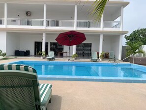 Pool - Chambre Ariane: a tropical idyll (Assinie)