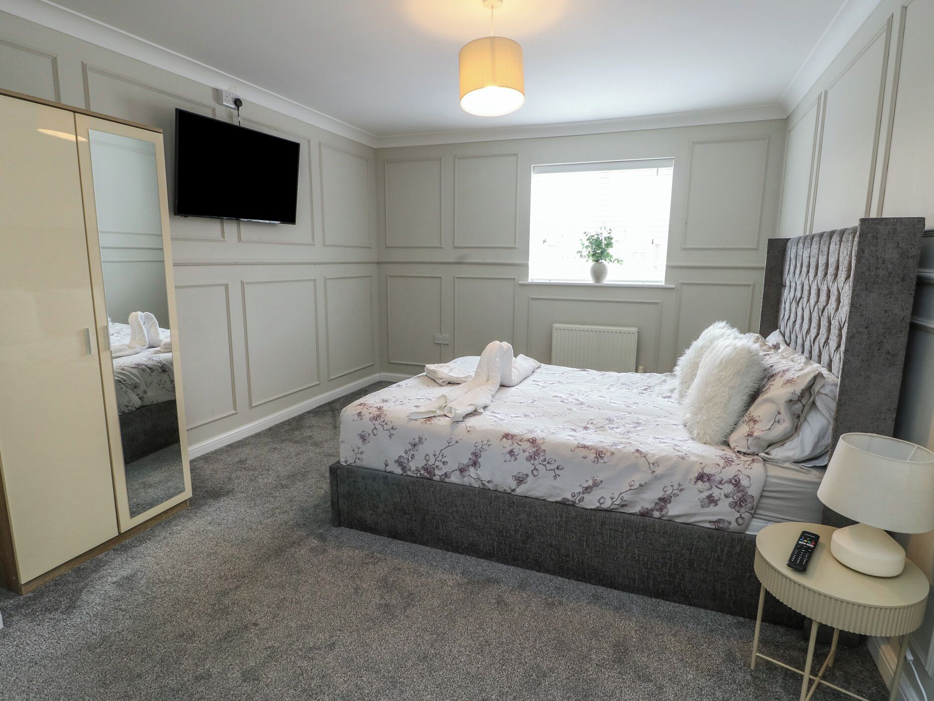 Cottage | 5 bedrooms, WiFi (free), individually decorated, individually furnished