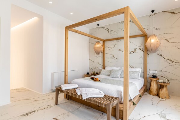 1 bedroom, desk, travel crib, free WiFi