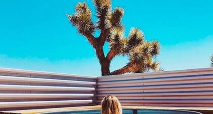 Desert Bliss Joshua Tree -Cowboy Pool & Tub. close to Pappy & Harriet's & Park.