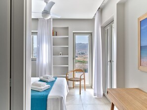 3 chambres, fer et planche à repasser, lit parapluie, Wi-Fi gratuit