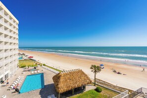 On the beach - Corner Ocean View | Heated Pool | Sandpoint #4F (Daytona Beach Shores)