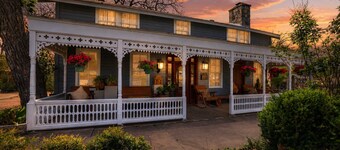 Gillespie House-2 Suites-Walk to Main St!