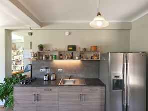 Micro-ondas, fogão, cooktop