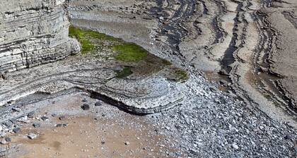 Luxury Coach House Sleeps 12 People 5 Bedrooms