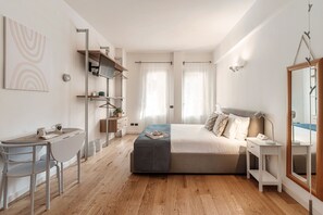 Apartment | 1 bedroom, premium bedding, down comforters, iron/ironing board - Minerva (Como)