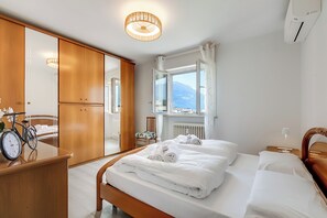 2 bedrooms, free WiFi, bed sheets